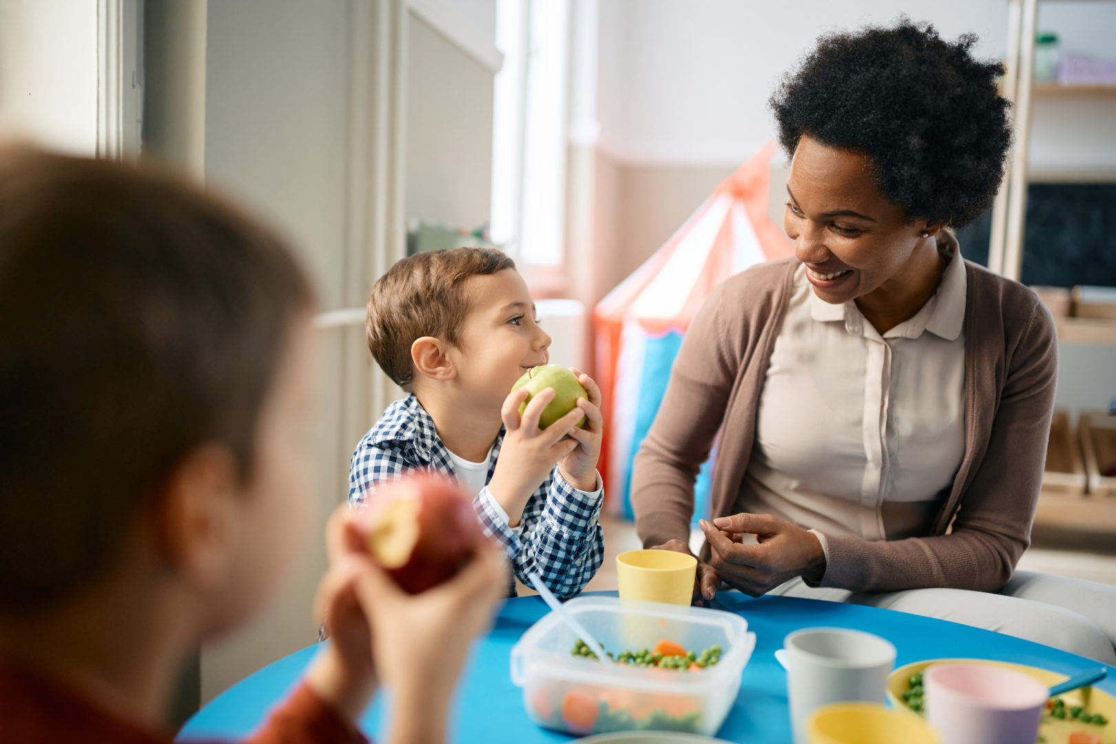 Image de l'article RECRUTEMENT : 6 postes d’agents scolaire/restauration pour la rentrée 2023 !